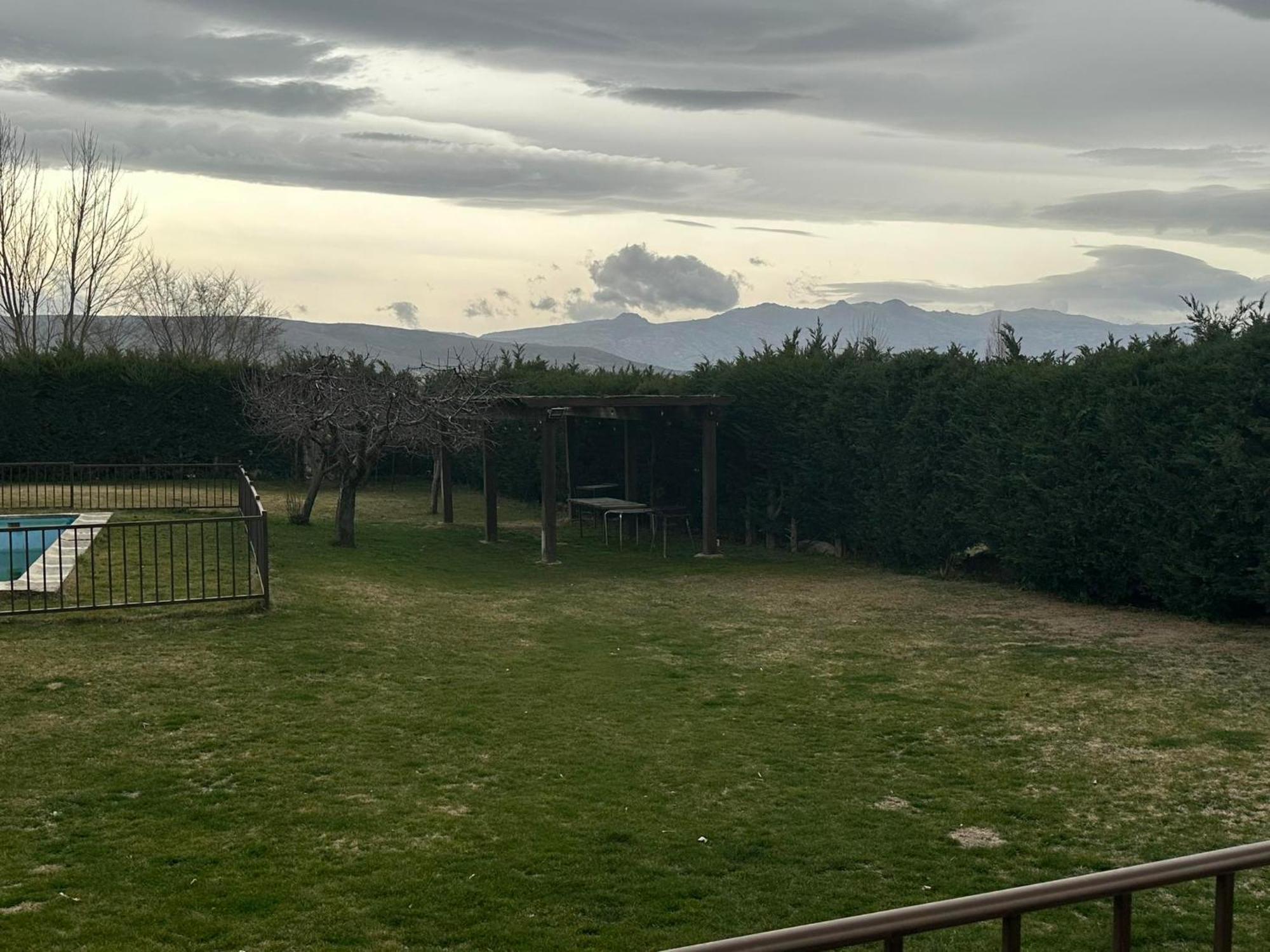 La Serrada Vivienda De Uso Turistico El Nido旅馆 外观 照片