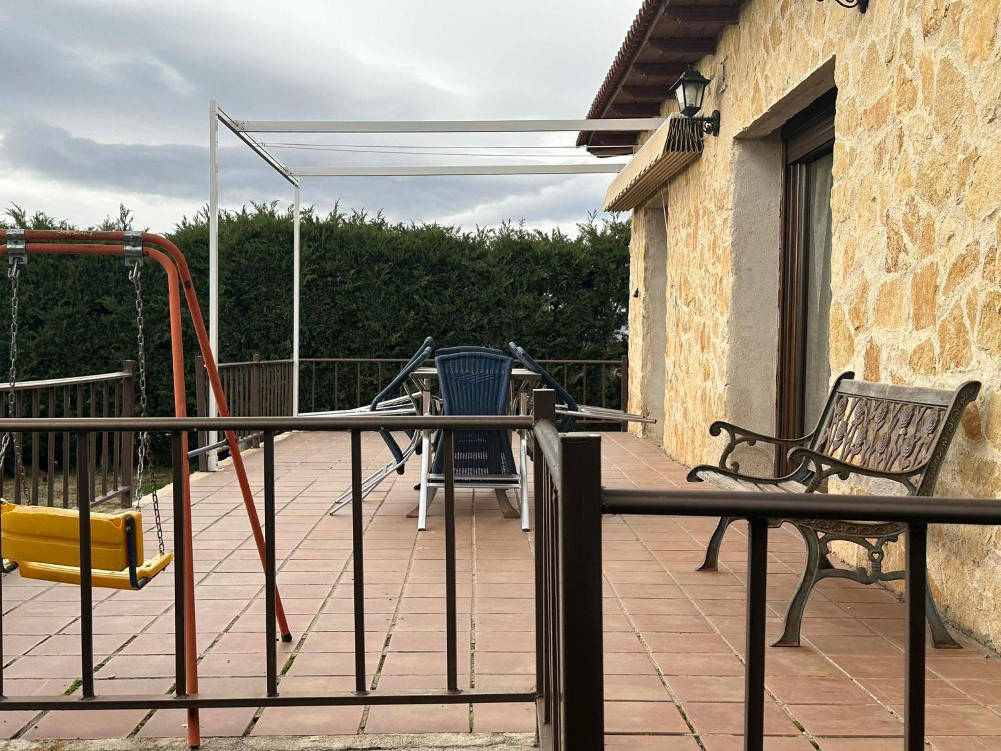 La Serrada Vivienda De Uso Turistico El Nido旅馆 外观 照片